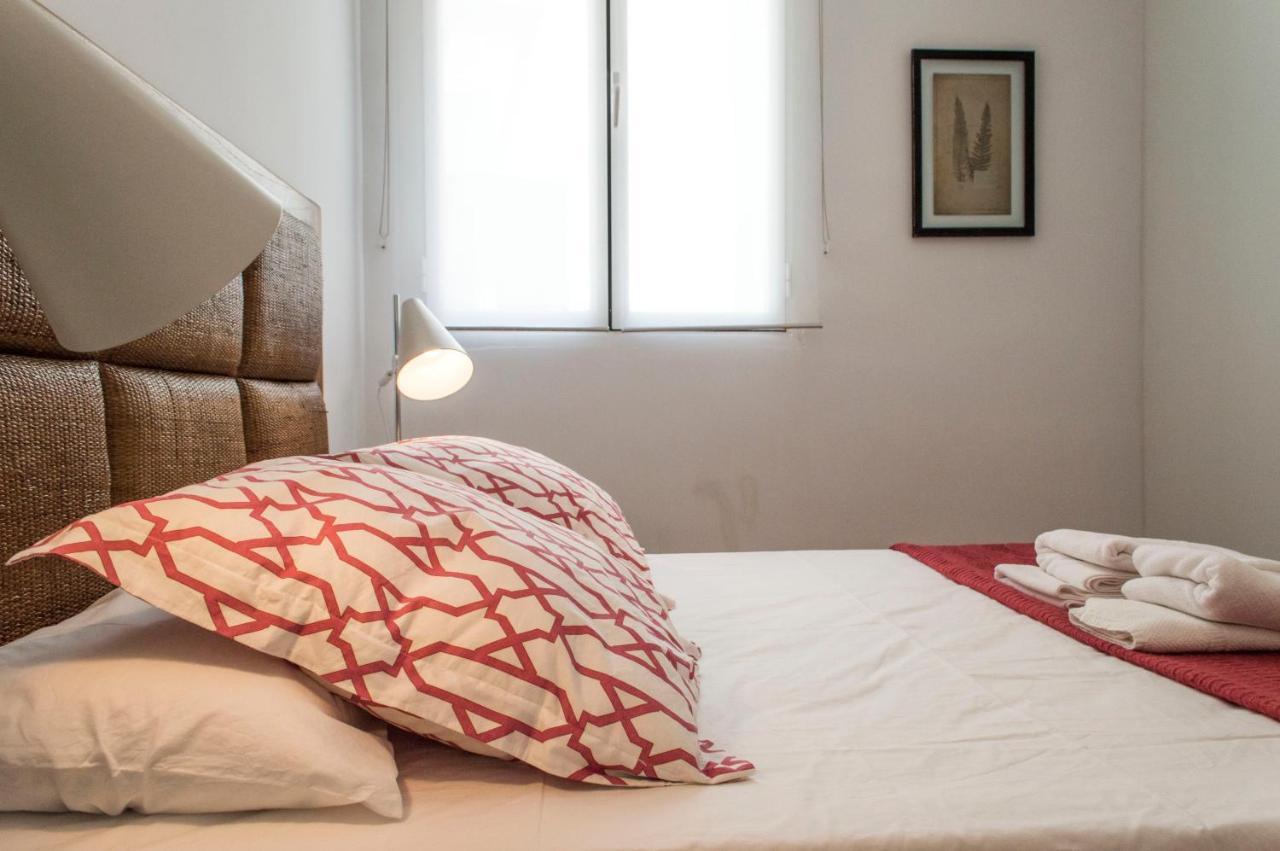 For You Rentals New Design Apartment Temporal Puerta Del Sol Pre10C Madrid Exterior photo