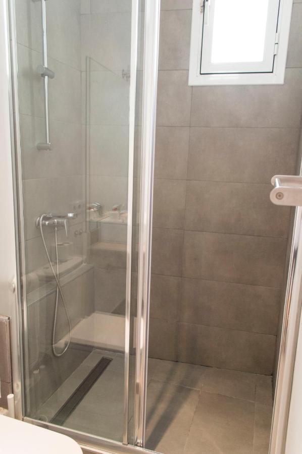 For You Rentals New Design Apartment Temporal Puerta Del Sol Pre10C Madrid Exterior photo