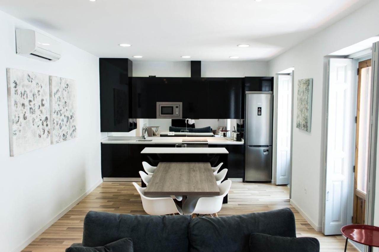 For You Rentals New Design Apartment Temporal Puerta Del Sol Pre10C Madrid Exterior photo
