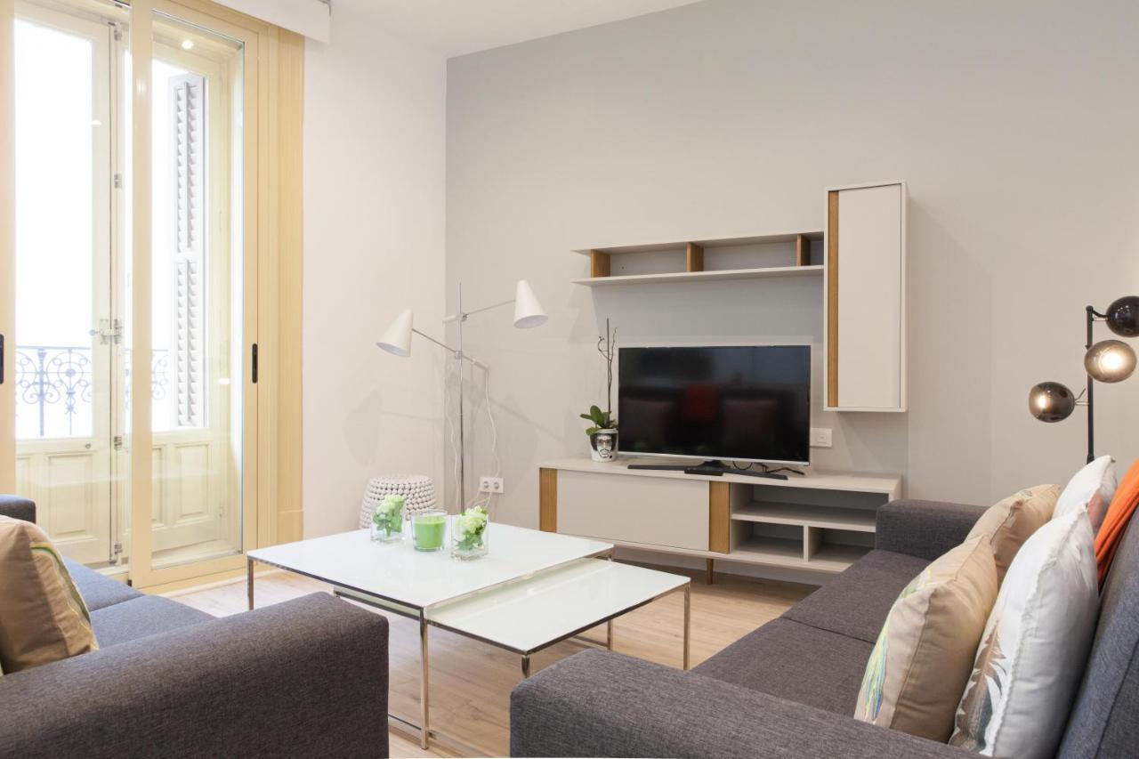 For You Rentals New Design Apartment Temporal Puerta Del Sol Pre10C Madrid Exterior photo