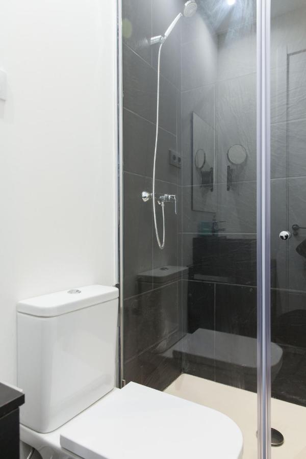 For You Rentals New Design Apartment Temporal Puerta Del Sol Pre10C Madrid Exterior photo