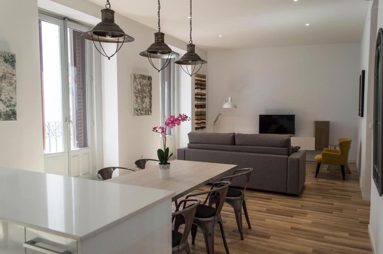 For You Rentals New Design Apartment Temporal Puerta Del Sol Pre10C Madrid Exterior photo