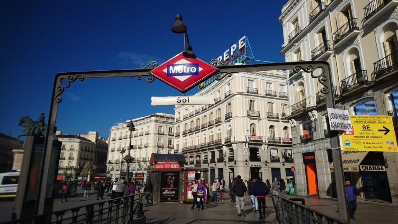 For You Rentals New Design Apartment Temporal Puerta Del Sol Pre10C Madrid Exterior photo