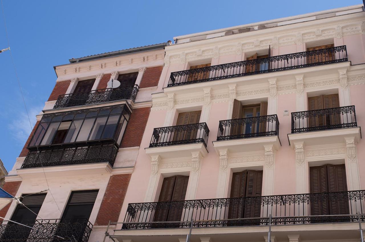 For You Rentals New Design Apartment Temporal Puerta Del Sol Pre10C Madrid Exterior photo